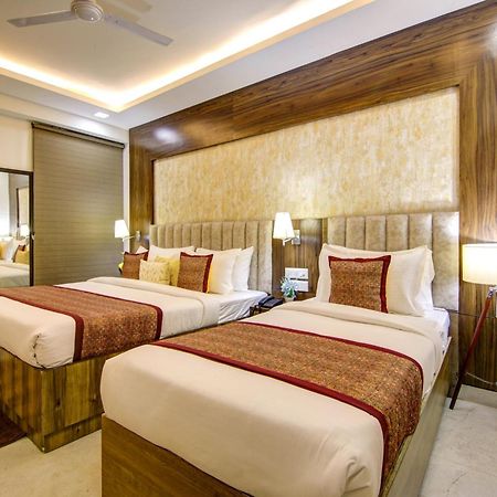 Hotel Deluxe Stay Inn - Near Delhi Airport นิวเดลี ภายนอก รูปภาพ