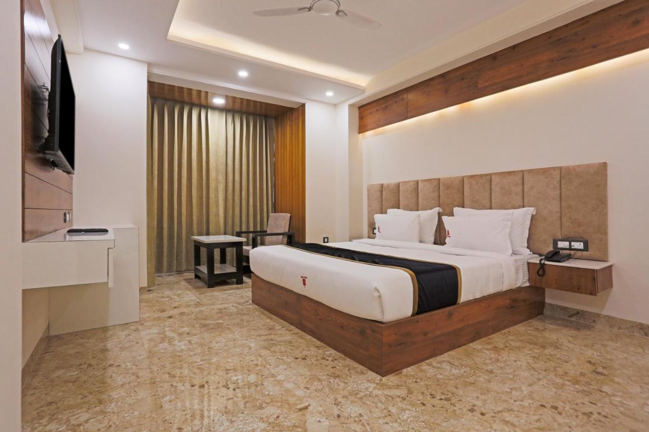 Hotel Deluxe Stay Inn - Near Delhi Airport นิวเดลี ภายนอก รูปภาพ