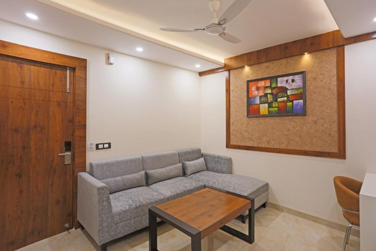 Hotel Deluxe Stay Inn - Near Delhi Airport นิวเดลี ภายนอก รูปภาพ