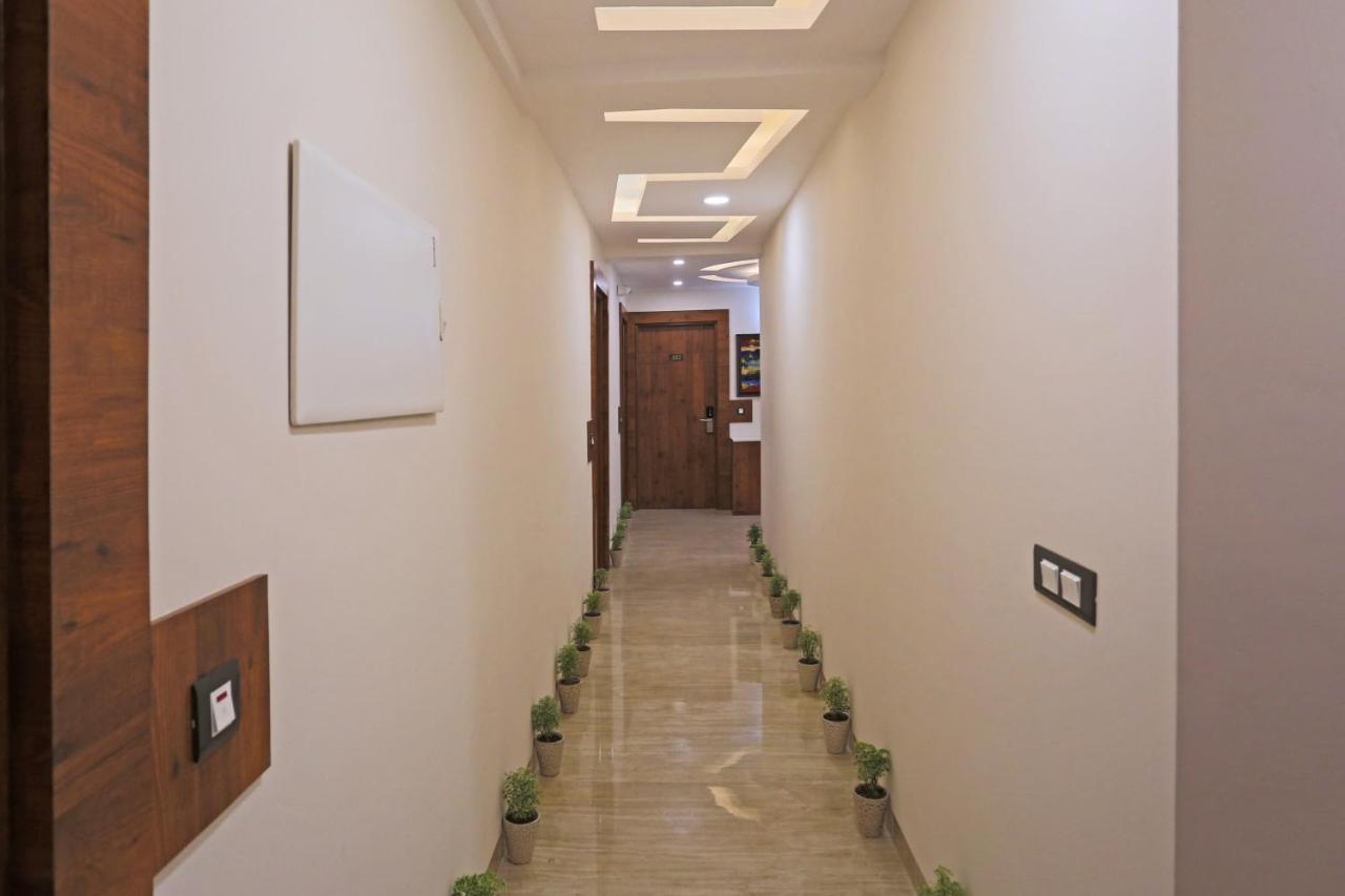 Hotel Deluxe Stay Inn - Near Delhi Airport นิวเดลี ภายนอก รูปภาพ