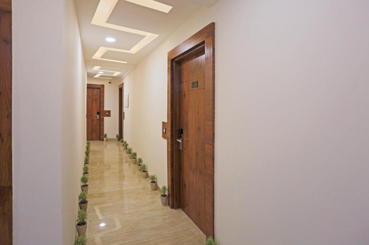 Hotel Deluxe Stay Inn - Near Delhi Airport นิวเดลี ภายนอก รูปภาพ