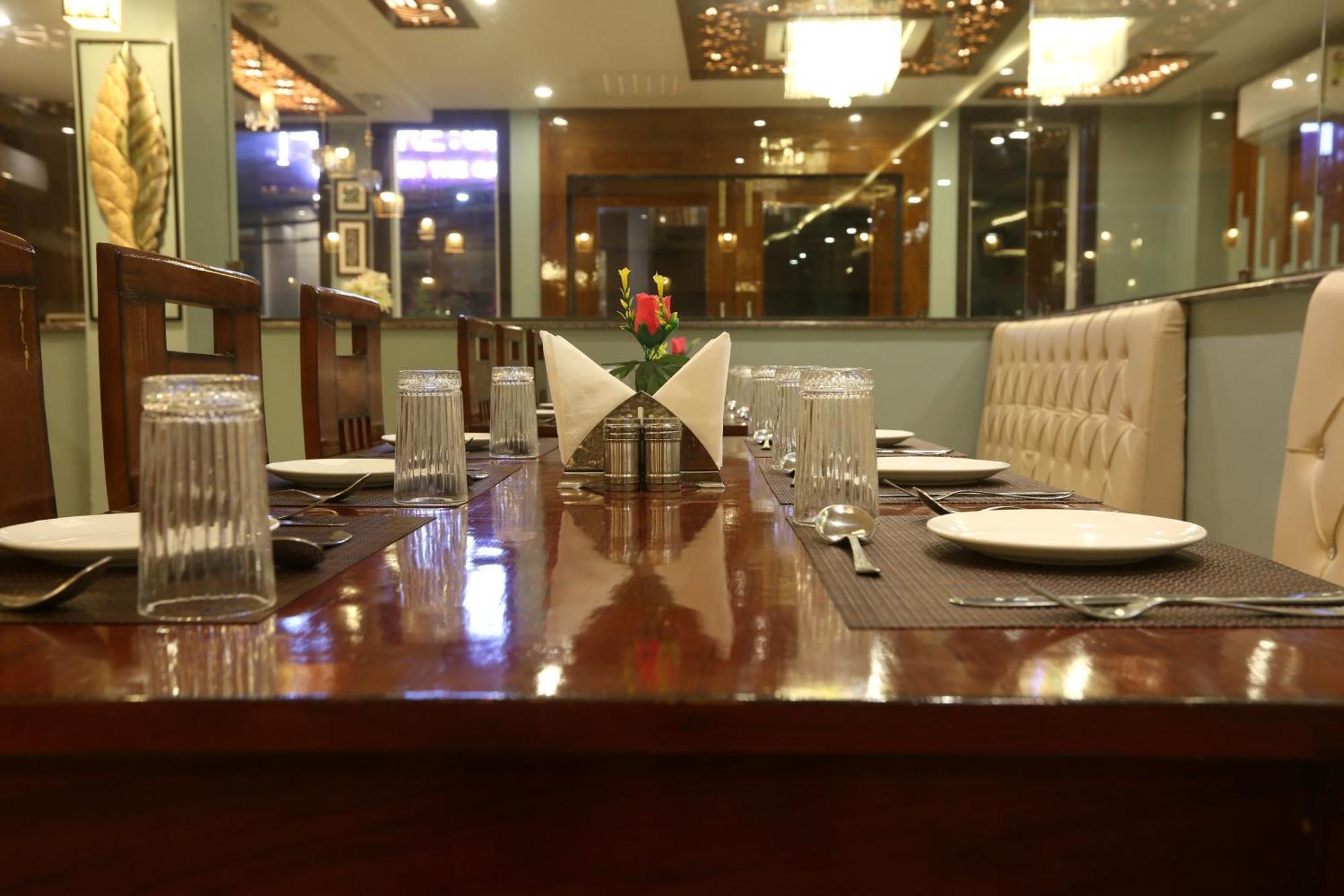 Hotel Deluxe Stay Inn - Near Delhi Airport นิวเดลี ภายนอก รูปภาพ